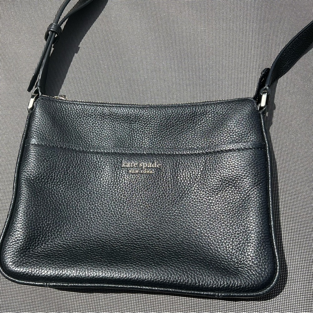 Kate Spade New York Run Around Pebble Medium Crossbody Bag